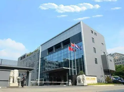 宏達工貿方形工業(yè)逆流冷卻塔填料更換